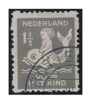 R82 Kinderzegel (o)