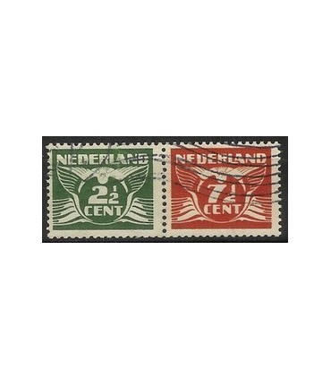 379b Vliegende duif (o)