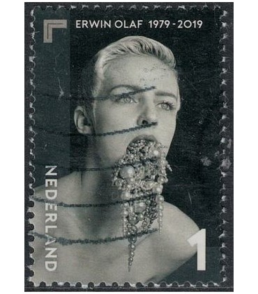 3759 Erwin Olaf - sieraden (o)