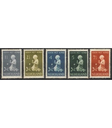 374 - 378 Kinderzegels (x)