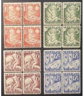 R86 - R89 Kinderzegels (xx) blok van vier