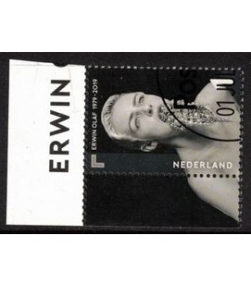 3759 Erwin Olaf - sieraden (o) TAB