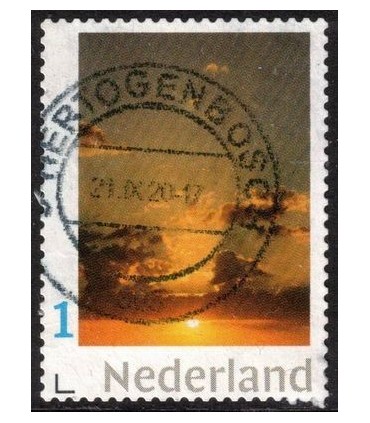 Zon achter de wolken (o)