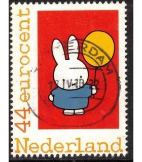2562 D5 Nijntje viert feest (o) 3.