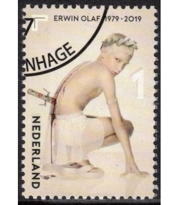 3760 Erwin Olaf - zwaard (o) 2. c
