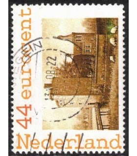 Kasteel  in het water (o)