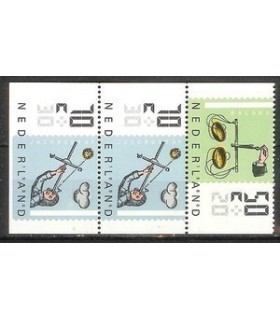 1352a - 1352c Zomerzegels (o)